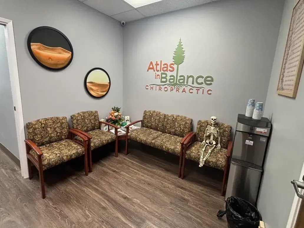 The waiting room at Atlas in Balance in Oceanside, where your arthritis consultation begins