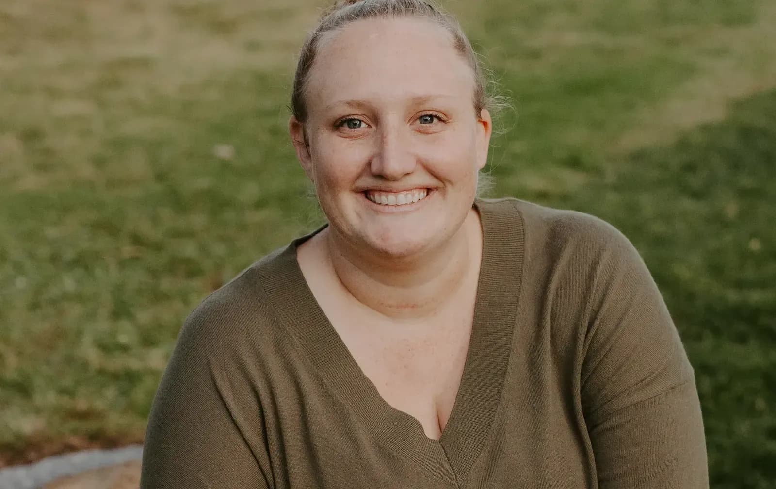 Dr. Caitlin Walker, who provides gentle care for menstrual cramps and low back pain in Oceanside
